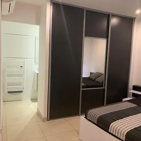 Luxueuse Avec Piscine Region Paca Et Maison Contemporaine Villa *