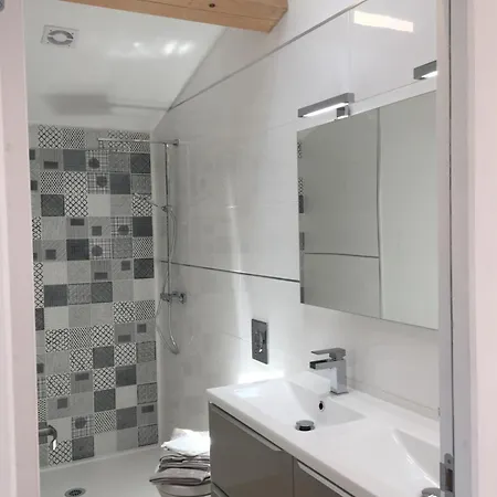 Luxueuse Avec Piscine Region Paca Et Maison Contemporaine *