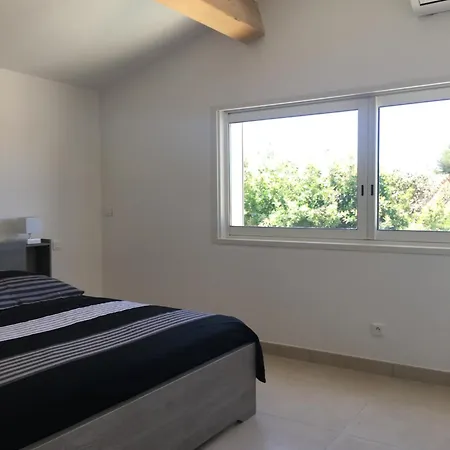 Luxueuse Avec Piscine Region Paca Et Maison Contemporaine * La Seyne-sur-Mer